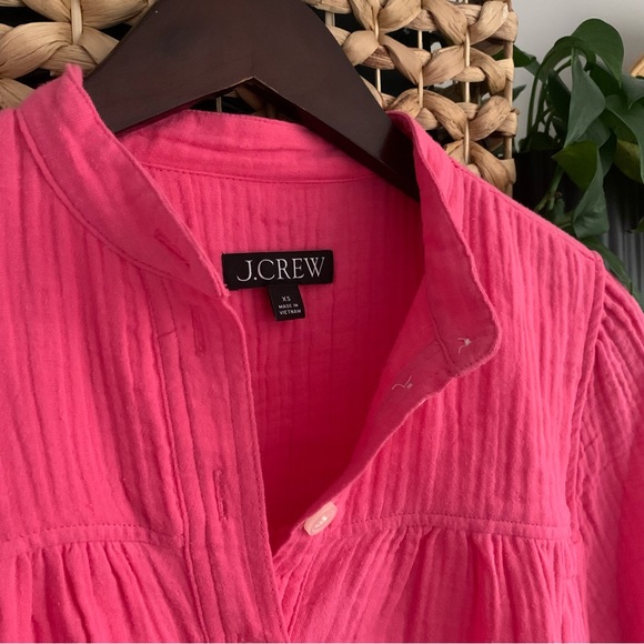 • [J. Crew] Cotton Textured Top • - Picture 4 of 11